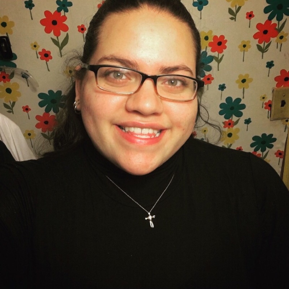 Meet your Posher, Gabriela
